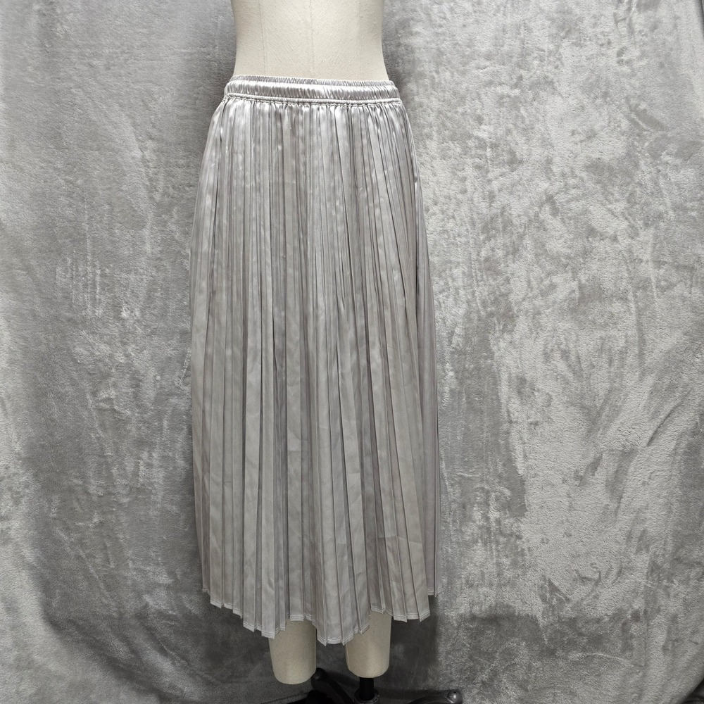 FieldCore Pleated Midi Skirt Womens M Silver Satin Water Repellent Metallic Gorp